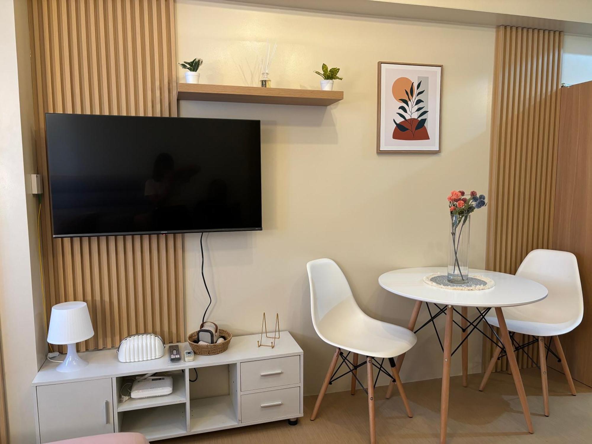 Cozy & Minimalist Staycation - Avida Towers With Pool Access Davao Stadt Exterior foto
